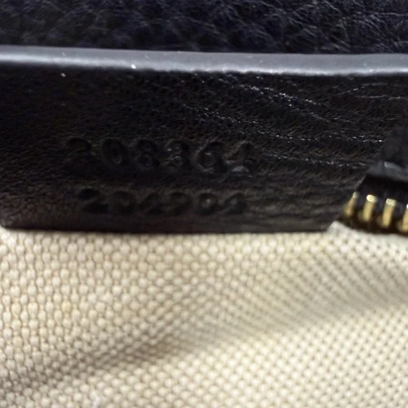 Gucci Black Leather Crossbody Bag with Tassel - Picture 11 of 12